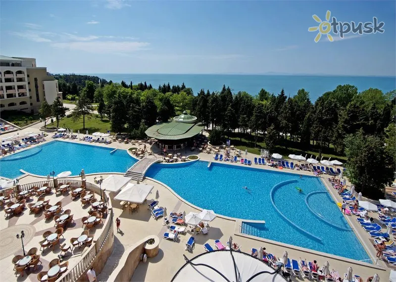 Фото отеля Sol Nessebar Palace Hotel 5* Nesebaras Bulgarija išorė ir baseinai