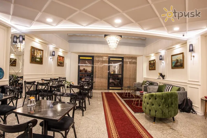 Фото отеля Royal Bosphorus Hotel 3* Stambula Turcija bāri un restorāni
