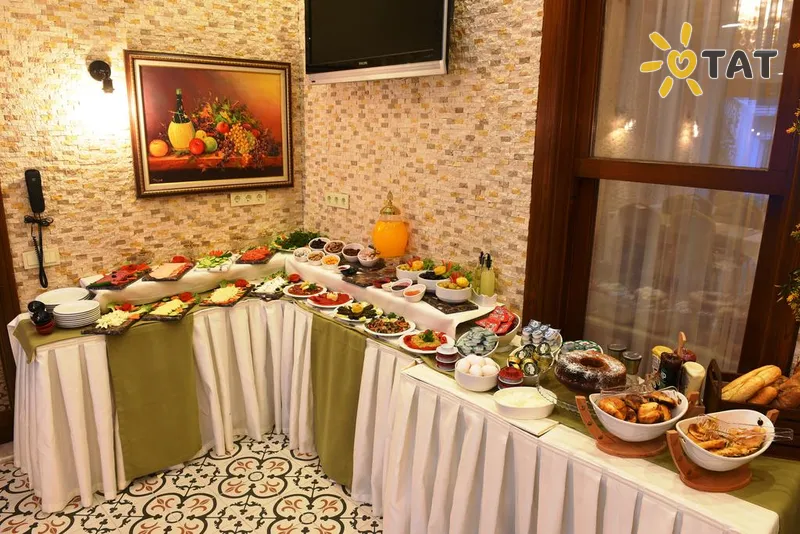 Фото отеля Elyka Hotel 3* Стамбул Туреччина бари та ресторани
