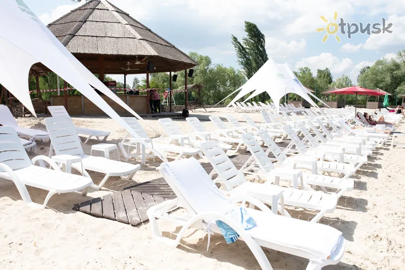 Фото отеля Селена Family Resort 3* Черкассы Украина пляж