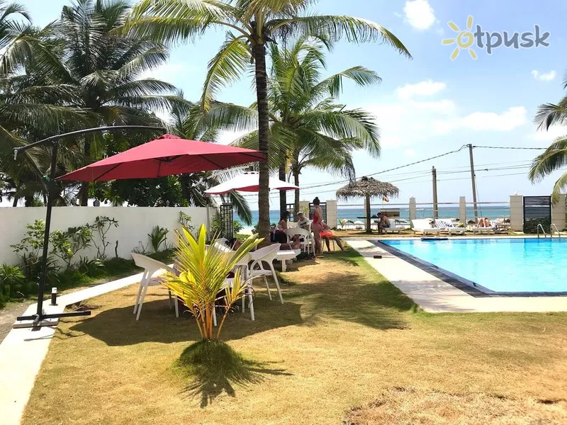 Фото отеля Crystal Resort Dikwella 2* Dikvela Šrilanka ārpuse un baseini
