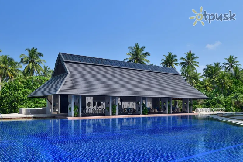 Фото отеля Sheraton Kosgoda Turtle Beach Resort 5* Косгода Шрі Ланка екстер'єр та басейни