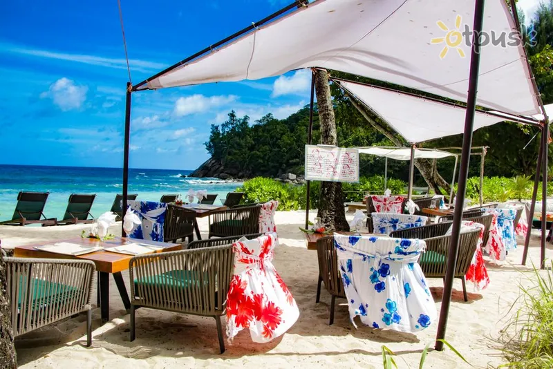Фото отеля Avani Seychelles Barbarons Resort & Spa 4* о. Мае Сейшельські о-ви екстер'єр та басейни