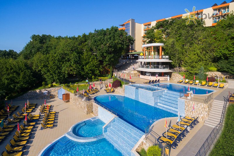 Фото отеля Sunrise Hotel 4* Золотые пески Болгария экстерьер и бассейны