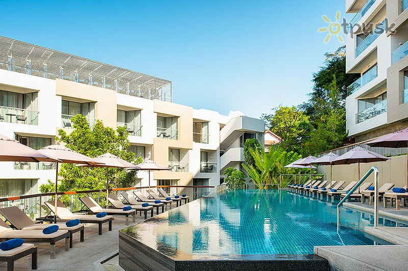 Фото отеля Andaman Beach Hotel Phuket Handwritten Collection 4* о. Пхукет Таїланд екстер'єр та басейни