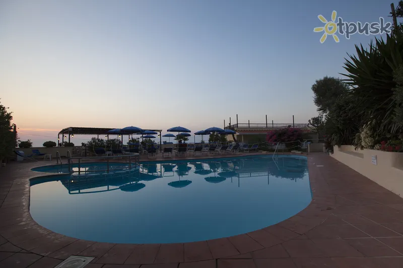 Фото отеля Piccolo Paradiso 3* Sorentas Italija išorė ir baseinai
