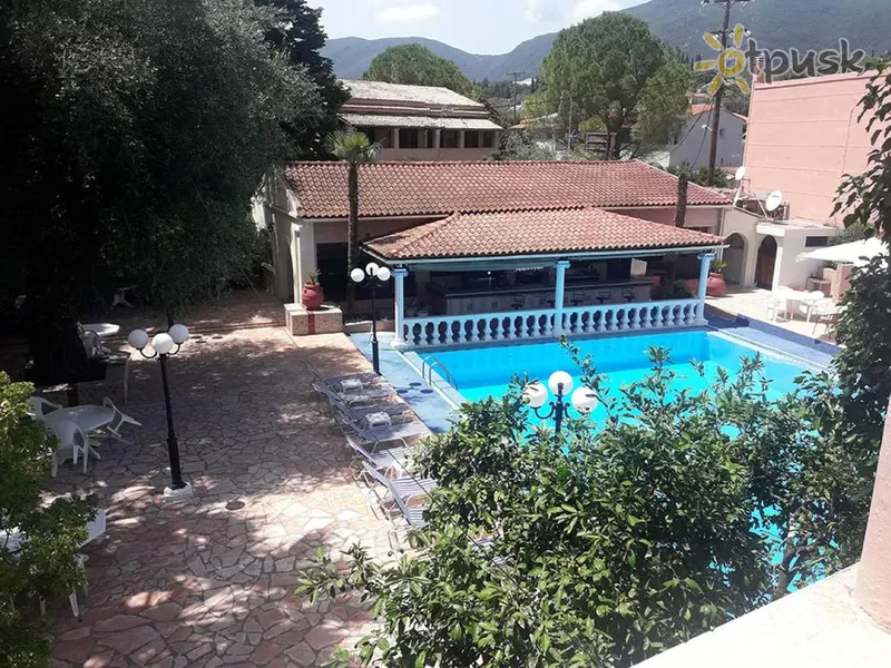 Фото отеля Corfu Garden Hotel 2* Korfu Graikija išorė ir baseinai