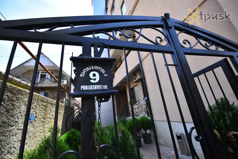 Фото отеля Phaliashvili 3* Батуми Грузия экстерьер и бассейны