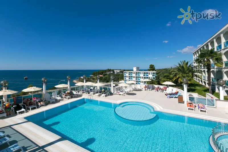 Фото отеля Gran Vista Plava Laguna 3* Porec Horvātija ārpuse un baseini