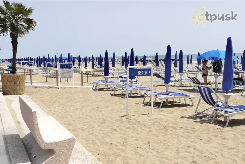 Фото отеля Beach 2 3* Лідо Ді Езоло Італія пляж