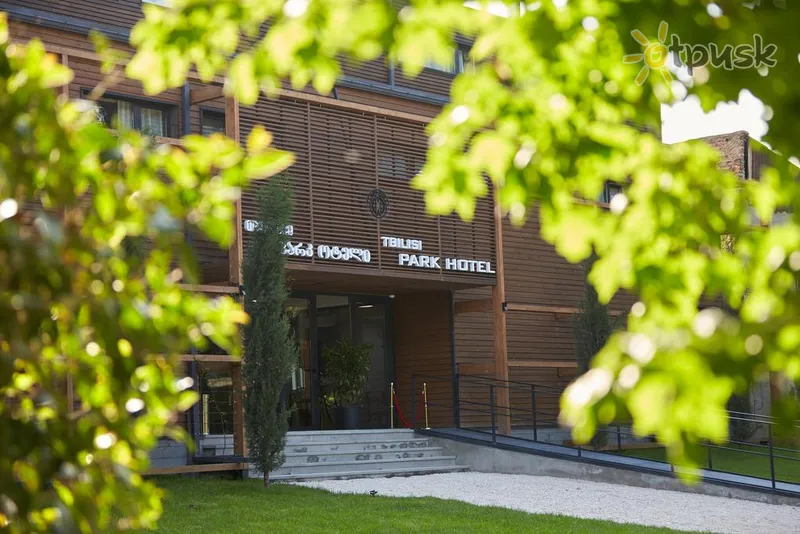 Фото отеля Urban Park Hotels 4* Тбілісі Грузія екстер'єр та басейни