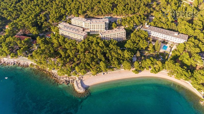 Фото отеля Bluesun Marina 3* Брела Хорватия пляж