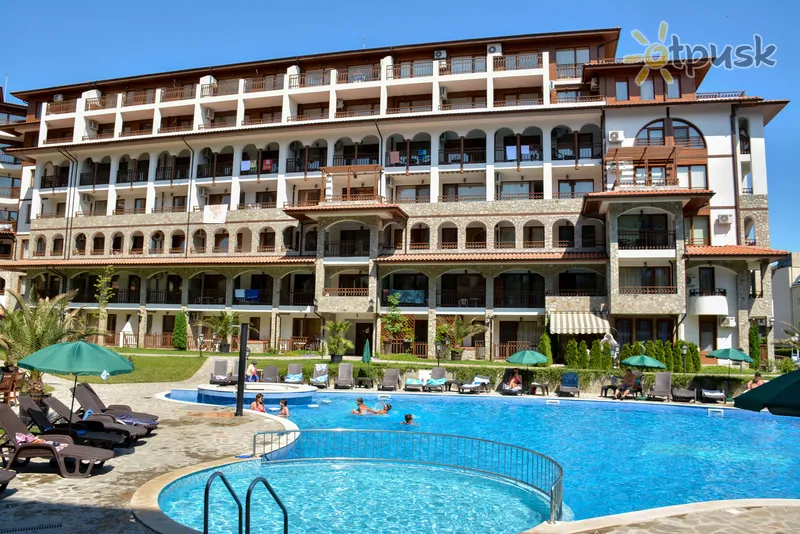 Фото отеля Olymp Apartcomplex 4* Šventasis Vlasas Bulgarija išorė ir baseinai