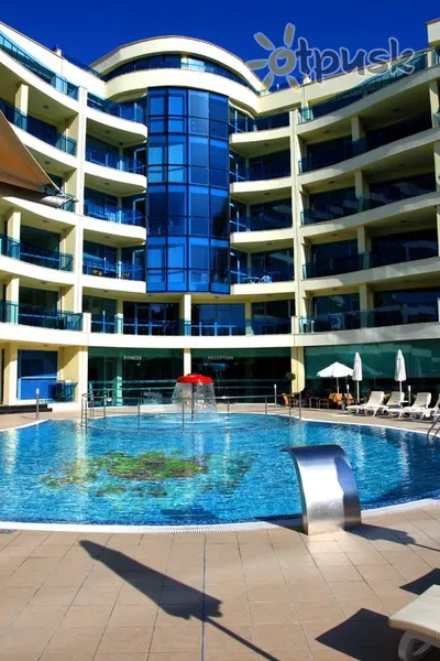 Фото отеля Marina Holiday Club 4* Pomorie Bulgarija išorė ir baseinai