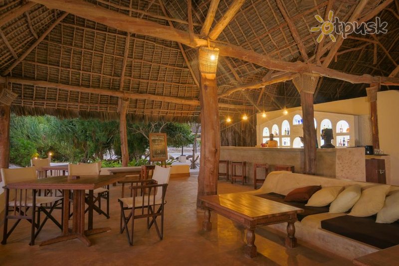 Фото отеля Zanzibar Pearl Boutique Hotel & Villas 4* Матемве Танзания бары и рестораны