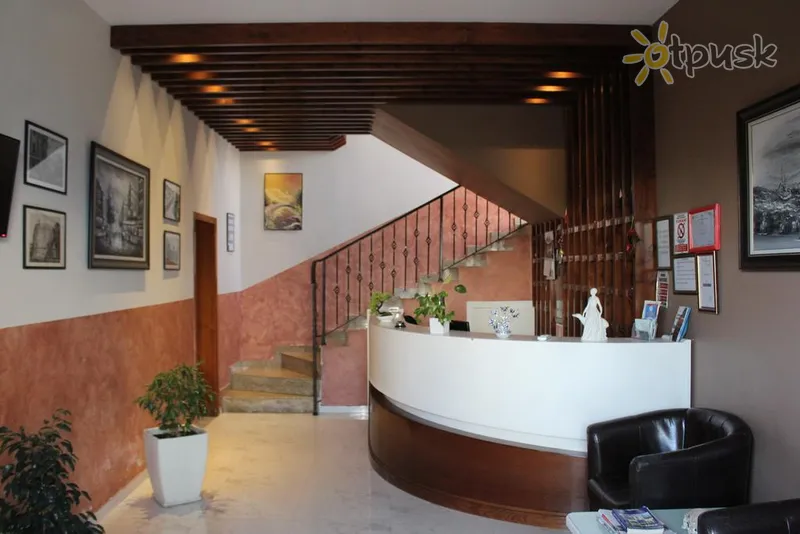 Фото отеля Kristal Hotel 3* Дуррес Албания лобби и интерьер