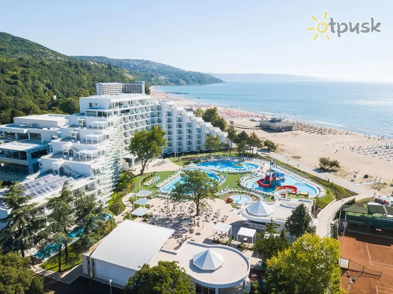 Фото отеля Maritim Hotel Paradise Blue 5* Albena Bulgarija išorė ir baseinai