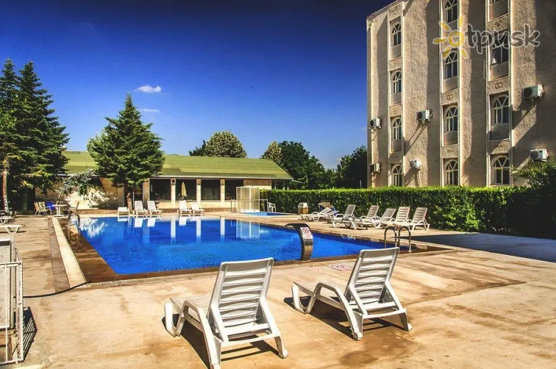 Фото отеля Buyuk Avanos 4* Каппадокія Туреччина екстер'єр та басейни