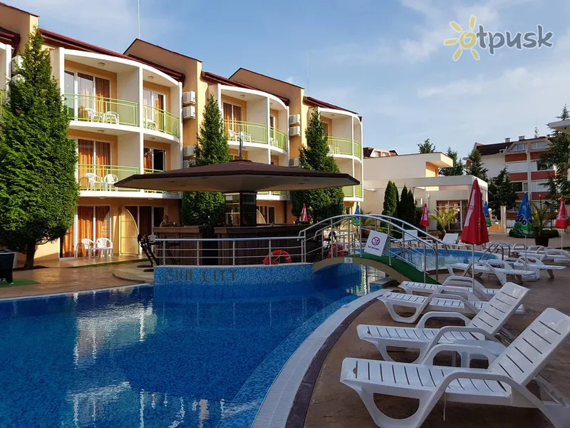 Фото отеля Sun City 3* Сонячний берег Болгарія екстер'єр та басейни