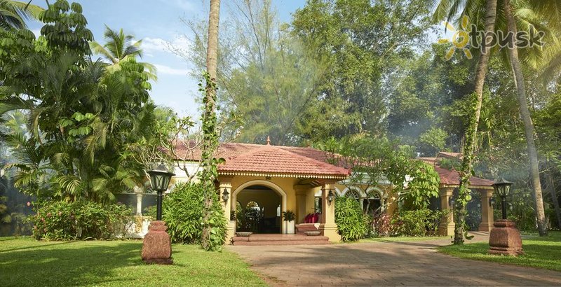 Фото отеля Taj Holiday Village Resort & Spa 5* Северный Гоа Индия экстерьер и бассейны