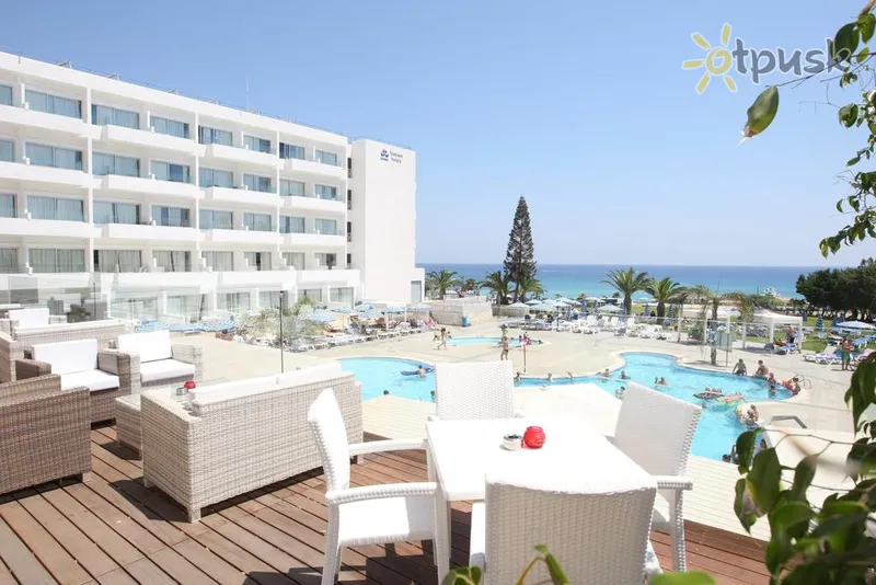 Фото отеля Odessa Beach Hotel 4* Protaras Kipras išorė ir baseinai