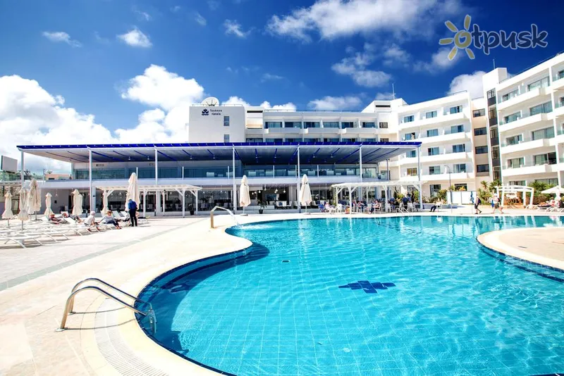 Фото отеля Odessa Beach Hotel 4* Протарас Кипр экстерьер и бассейны