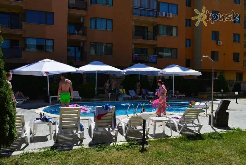 Фото отеля Megas Hotel 2* Saulainā pludmale Bulgārija ārpuse un baseini