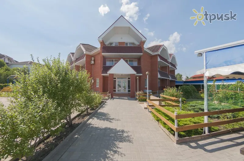 Фото отеля Левант 3* Бердянск Украина экстерьер и бассейны