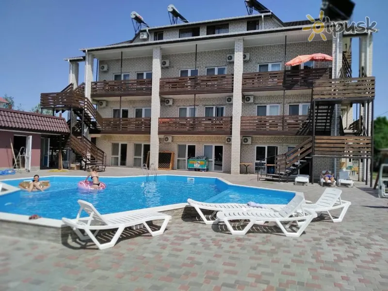 Фото отеля Контра Банда 2* Залізний порт Україна екстер'єр та басейни
