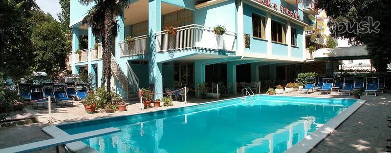 Фото отеля Biancamano Hotel 3* Riminis Italiją išorė ir baseinai