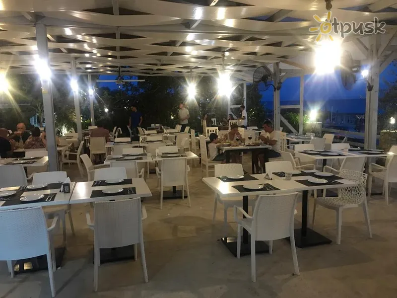 Фото отеля Ionian Hotel 4* Dhermi Albanija barai ir restoranai