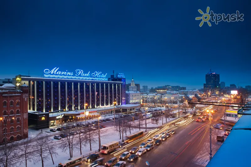 Фото отеля Маринс Парк Отель 3* Jekaterinburgas Rusija išorė ir baseinai