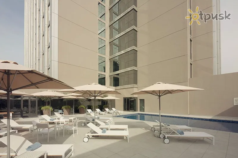 Фото отеля Rove Healthcare City 3* Дубай ОАЭ экстерьер и бассейны