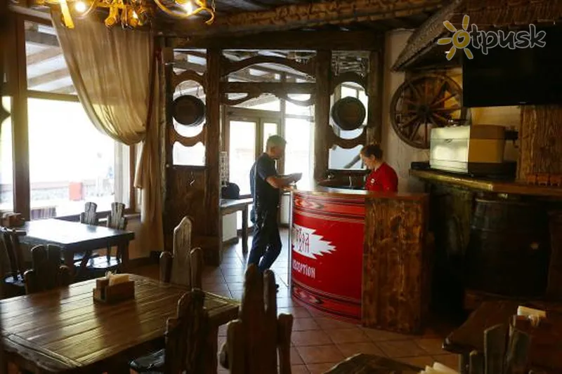 Фото отеля Гора 3* Bukovelis (Polianitsa) Ukraina – Karpatai barai ir restoranai