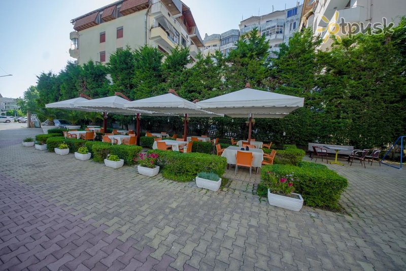 Фото отеля Kadrisa 3* Дуррес Албания бары и рестораны