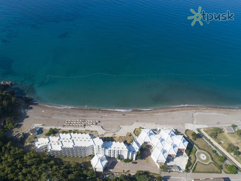 Фото отеля Fun&Sun Pearl Beach Resort 4* Сутоморе Черногория пляж