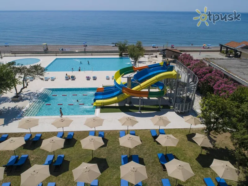 Фото отеля Fun&Sun Pearl Beach Resort 4* Sutomore Juodkalnija išorė ir baseinai