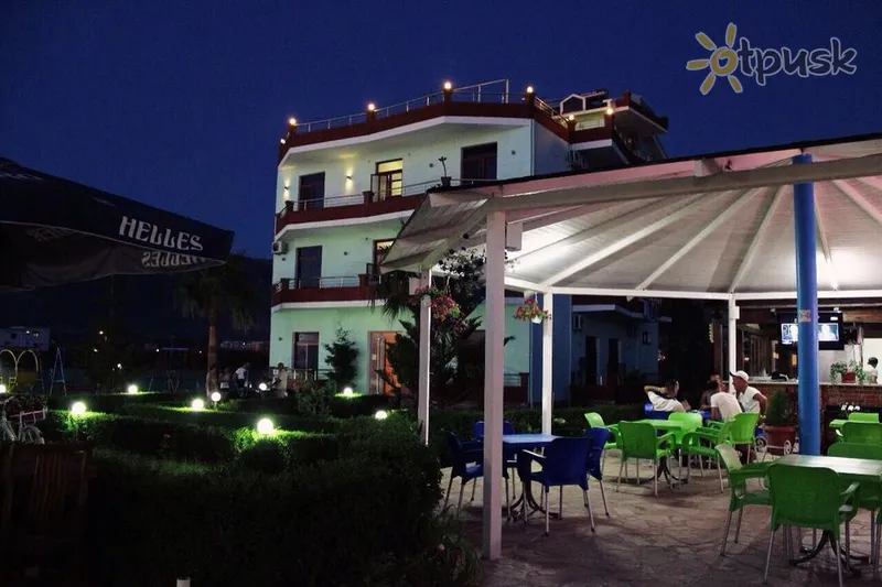 Фото отеля Sunrise Hotel 3* Влера Албания экстерьер и бассейны