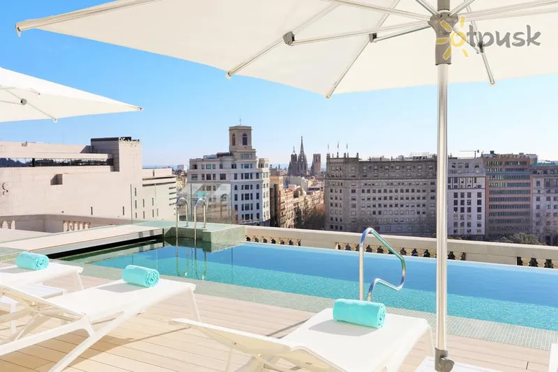 Фото отеля Iberostar Paseo de Gracia 4* Barselona Spānija ārpuse un baseini