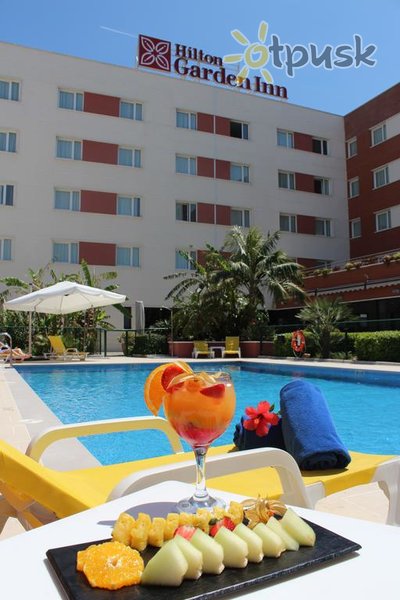 Фото отеля Hilton Garden Inn Malaga 4* Малага Испания экстерьер и бассейны