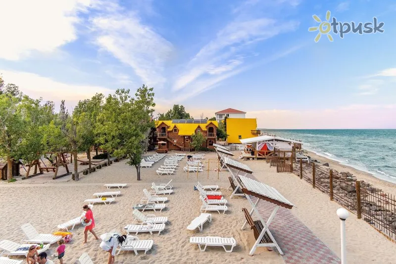 Фото отеля Блик 2* Затока Украина пляж
