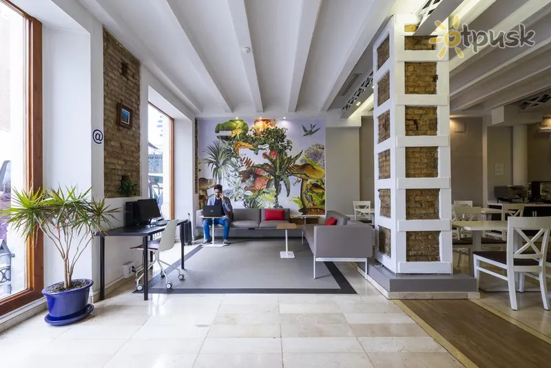 Фото отеля Atarazanas Boutique Hotel 3* Малага Испания лобби и интерьер