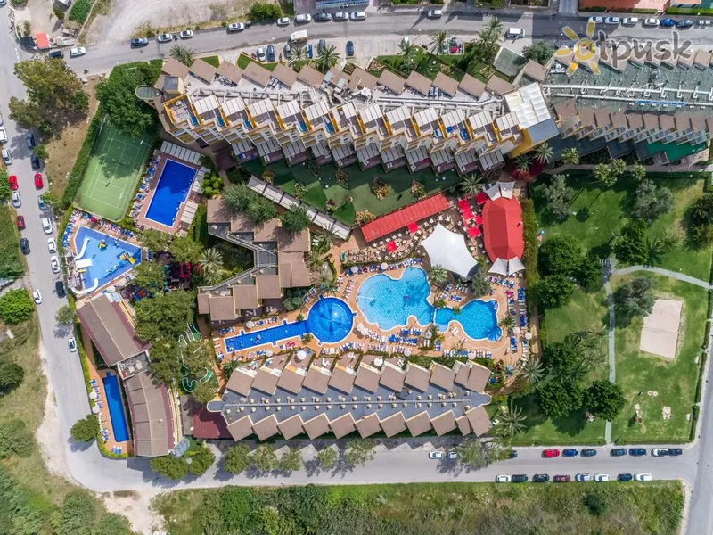 Фото отеля Zafiro Tropic 4* о. Майорка Іспанія екстер'єр та басейни