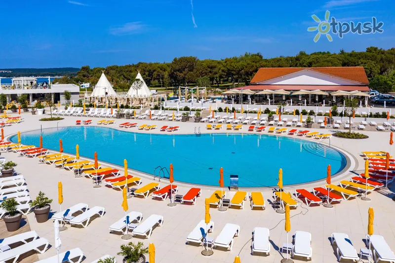 Фото отеля Kazela Apartments 4* Медулін Хорватія екстер'єр та басейни