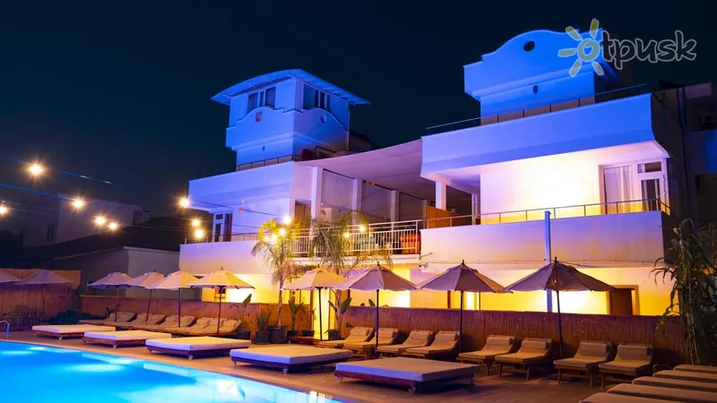 Фото отеля Esquire Hotel & Lounge 3* Кемер Туреччина екстер'єр та басейни