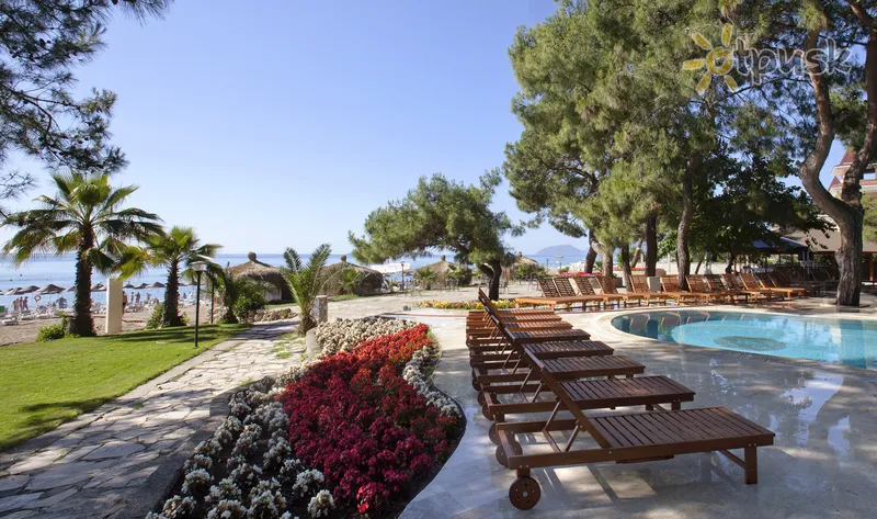 Фото отеля Club Pinara 4* Кемер Туреччина екстер'єр та басейни