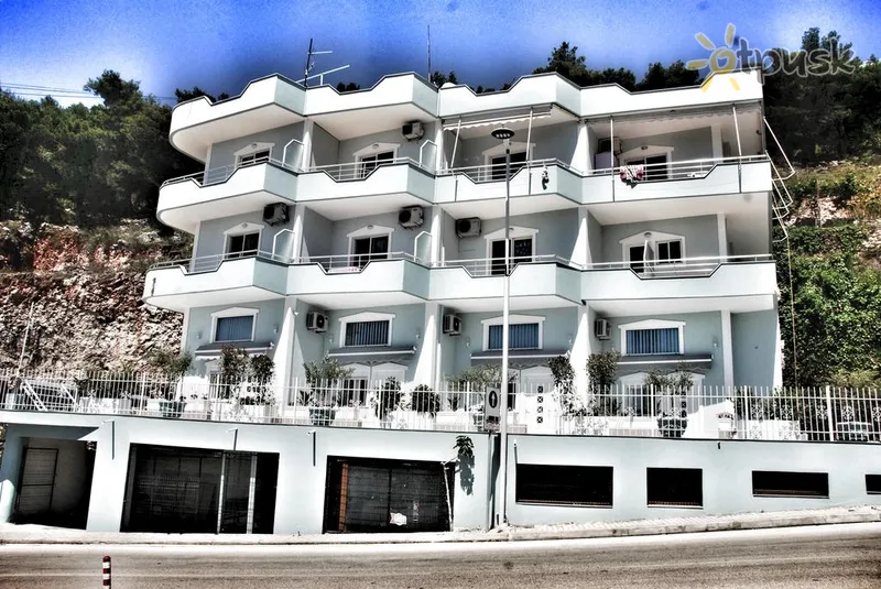 Фото отеля Bebi Apartments 3* Саранда Албания экстерьер и бассейны