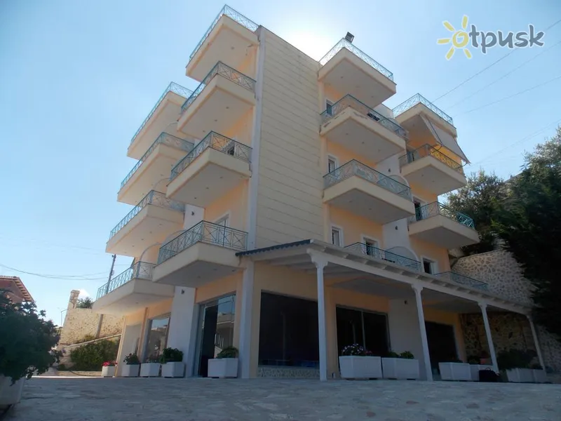 Фото отеля Miracle Luxury Apartments 3* Saranda Albanija išorė ir baseinai