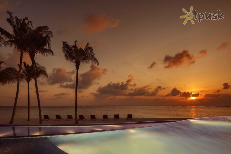 Фото отеля Radisson Blu Resort Maldives 5* Ари (Алифу) Атолл Мальдивы экстерьер и бассейны
