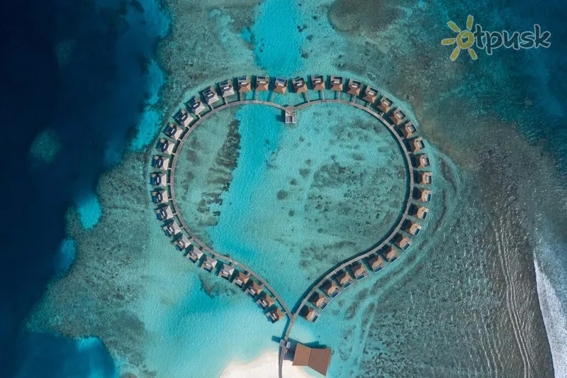 Фото отеля Radisson Blu Resort Maldives 5* Арі (Аліфу) Атол Мальдіви екстер'єр та басейни